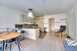 Interior - Le St Gratien - Appartement avec jardin (Epinay-sur-Seine)