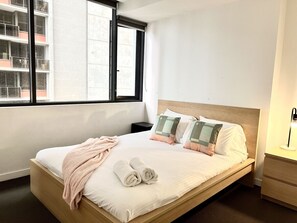 2 chambres, fer et planche à repasser, lit parapluie, Wi-Fi