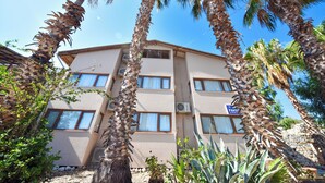 Front of property - Koç pansiyon (Demre)
