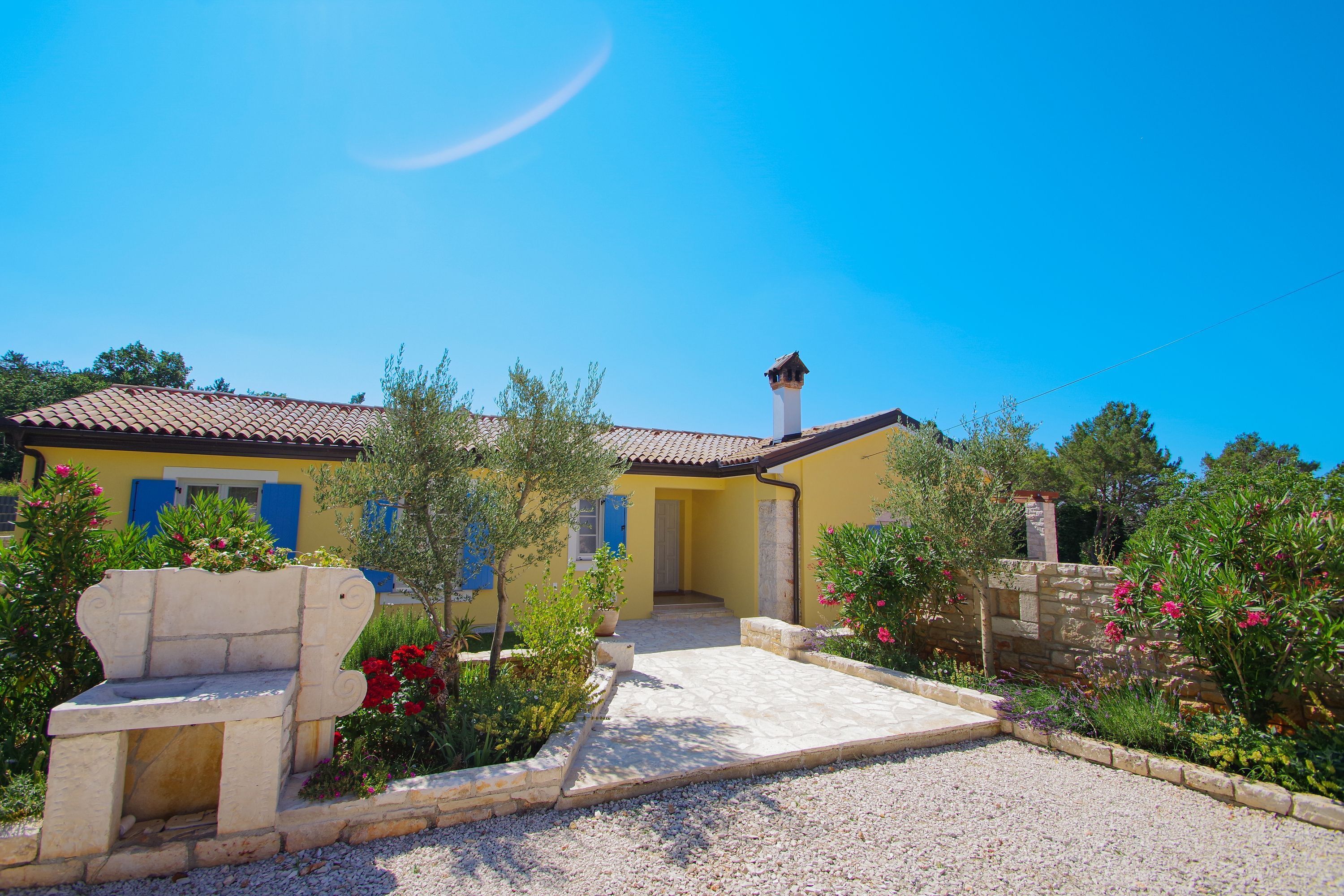 3 عدّة غرف نوم