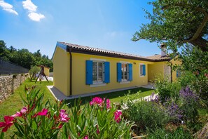 Villa | 3 bedrooms - Iria Bella in Mar ana (Marcana)