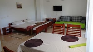 Apartment - Vlado - 300 m From Pebble Beach - A3 2 2 (Omisalj)