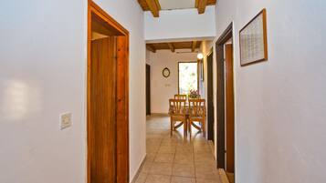 Apartment, Smoking | 3 bedrooms