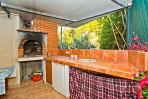 Apartment, Smoking | 3 bedrooms - Accommodation in Coves Kati - Pure Nature & Serenity (Hvar)