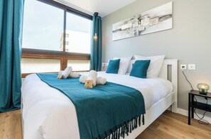 2 bedrooms - T3 B&B INN TGV RER B&C Balneo Wifi Netflix (Massy)