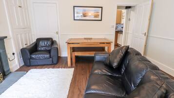 Cottage | Living area