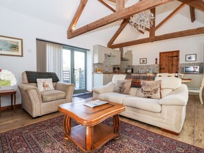 Cottage | Living area