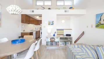 Townhome, 4 Bedrooms | Ruang tamu