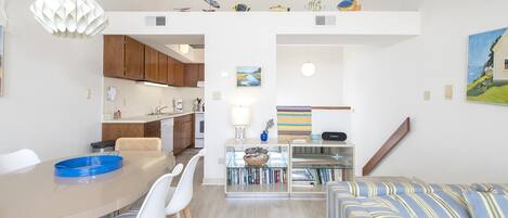 Byhus - 4 soveværelser | Opholdsområde