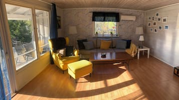 House | Living area | TV, fireplace