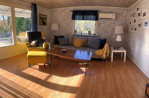 House | Business centre