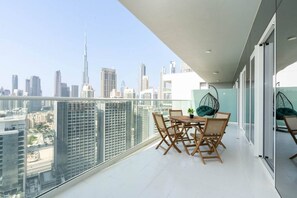 2 bedrooms - Delightful 2BR Apartment at Reva Residences (Dubai)