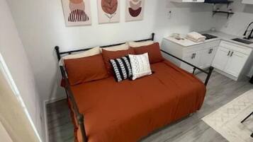 1 Schlafzimmer, WLAN, Bettwäsche