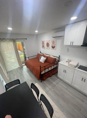 Interior - AUSTIN OASIS☀️🌆 (Austin)