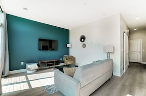 Living area - Dublin Bridgepark Luxury Topfloor Condominium (Dublin)