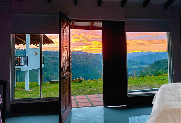 Comfort Triple Room, 2 Bedrooms, Mountain View