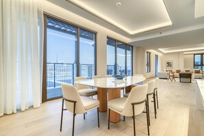 獨棟房屋, 吸煙房 | 5 間臥室