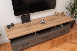 Interior - Romantic apartment with two bedrooms located 100 meters from the city center (Bar)