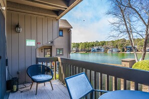Property grounds - Pinehurst Lakefront Condo: Ground Floor Condo (Pinehurst)