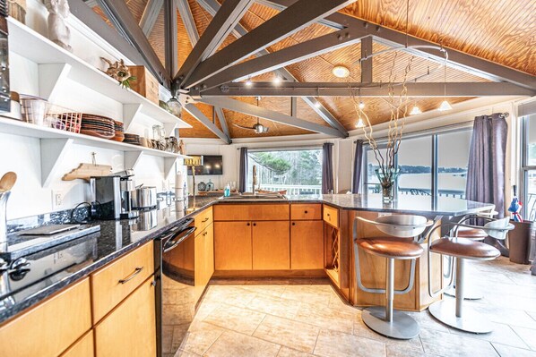 Fridge, microwave, oven, dishwasher