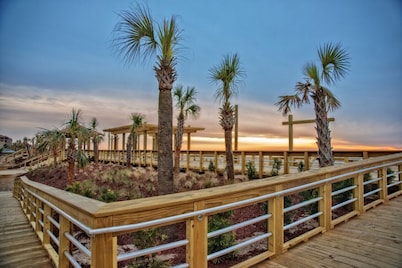 Canal-Front Townhome w/ Private Boat Slip, Pool & Beach Access