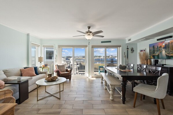 Smart TV, estéreo y impresora 