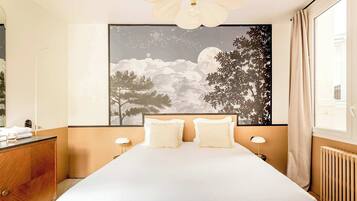 3 bedrooms, iron/ironing board, travel crib, free WiFi