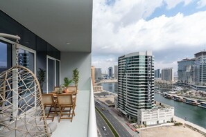 2 bedrooms - Sparking 2 BR at Vera Residences (Dubai)