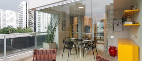 Appartement | Buiten dineren