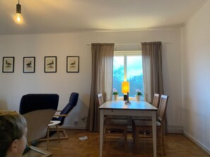 Apartment | Dining - 4 Bed Apartment With Balcony in Karlskrona (Karlskrona)