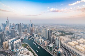 아파트, 흡연 | 2 개의 침실