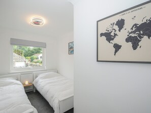 2 bedrooms, individually decorated, individually furnished, free WiFi - Wheal Charlotte Cottage (Penzance)