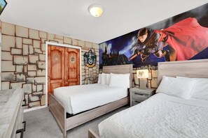 7 bedrooms, iron/ironing board, WiFi, bed sheets - Headline (Kissimmee)