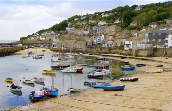 Marina - Stylish Cornish Village 3 bedroom house old Newlyn (Newlyn)