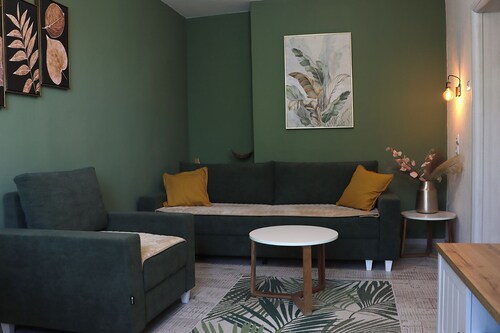 Enjoy a charmng experience at this centrally-located place. 