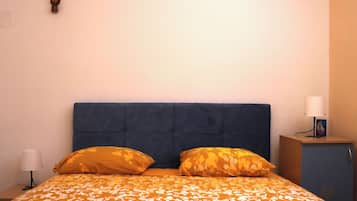 1 Schlafzimmer, Bügeleisen/Bügelbrett, Bettwäsche