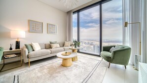 House, Smoking - Cityscape and Majestic Retreat at Address JBR (Dubai)