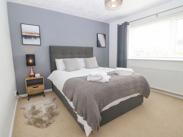 2 bedrooms, individually decorated, individually furnished, free WiFi - Cynefin (Llangefni)