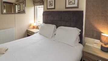 3 bedrooms, individually decorated, individually furnished, free WiFi