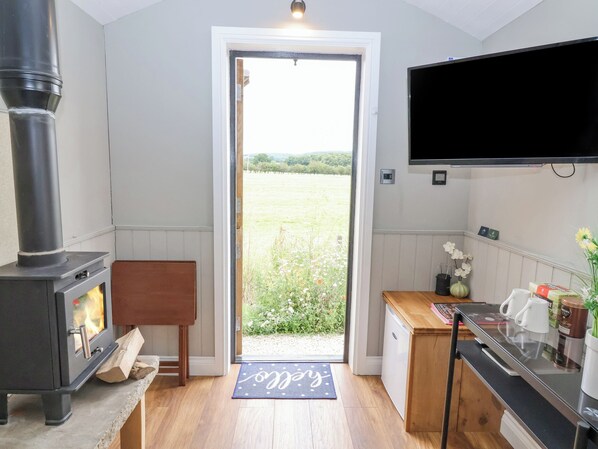 Fridge, electric kettle, toaster, cookware/dishes/utensils