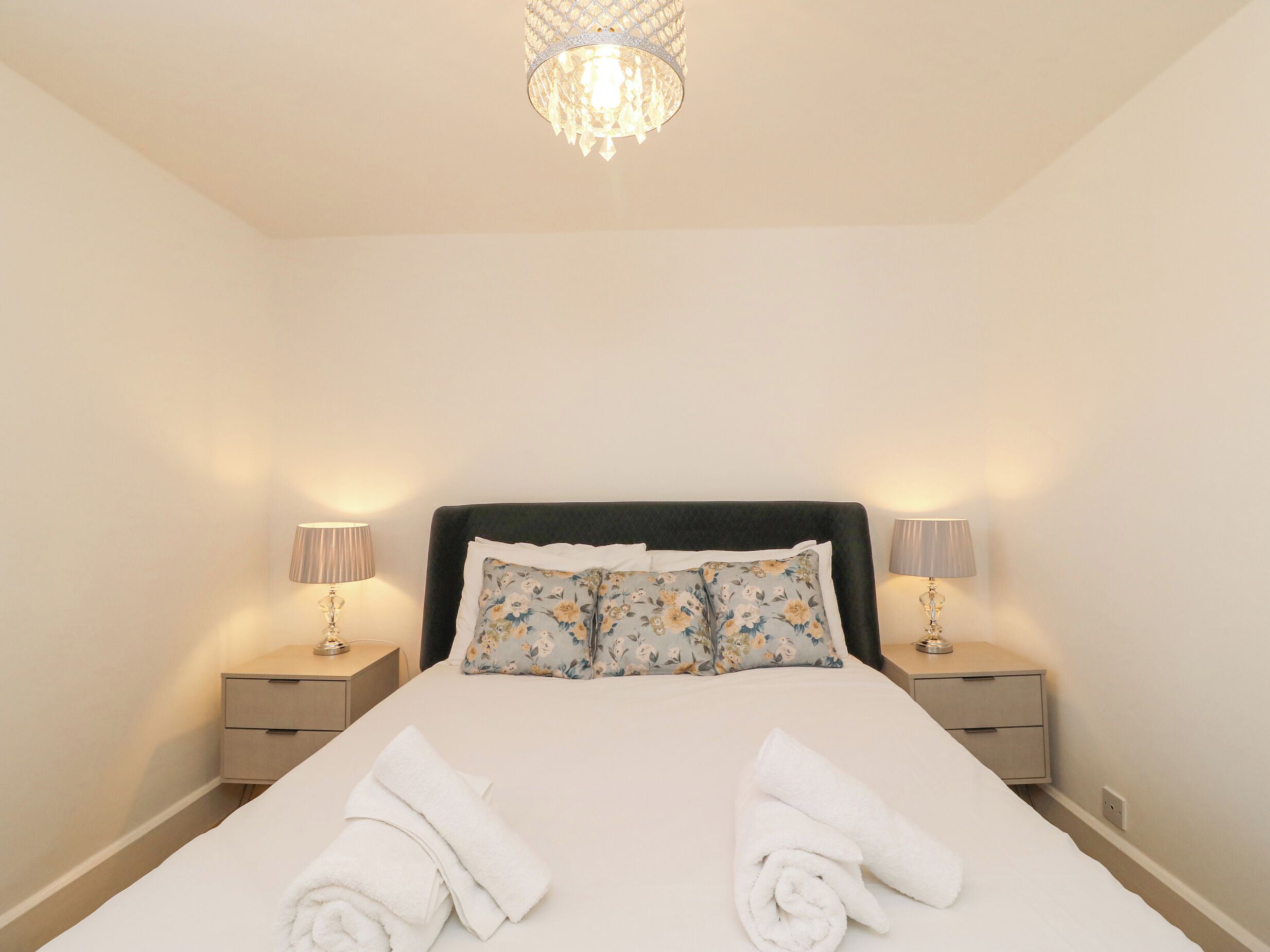 2 bedrooms, free WiFi, individually decorated, individually furnished
