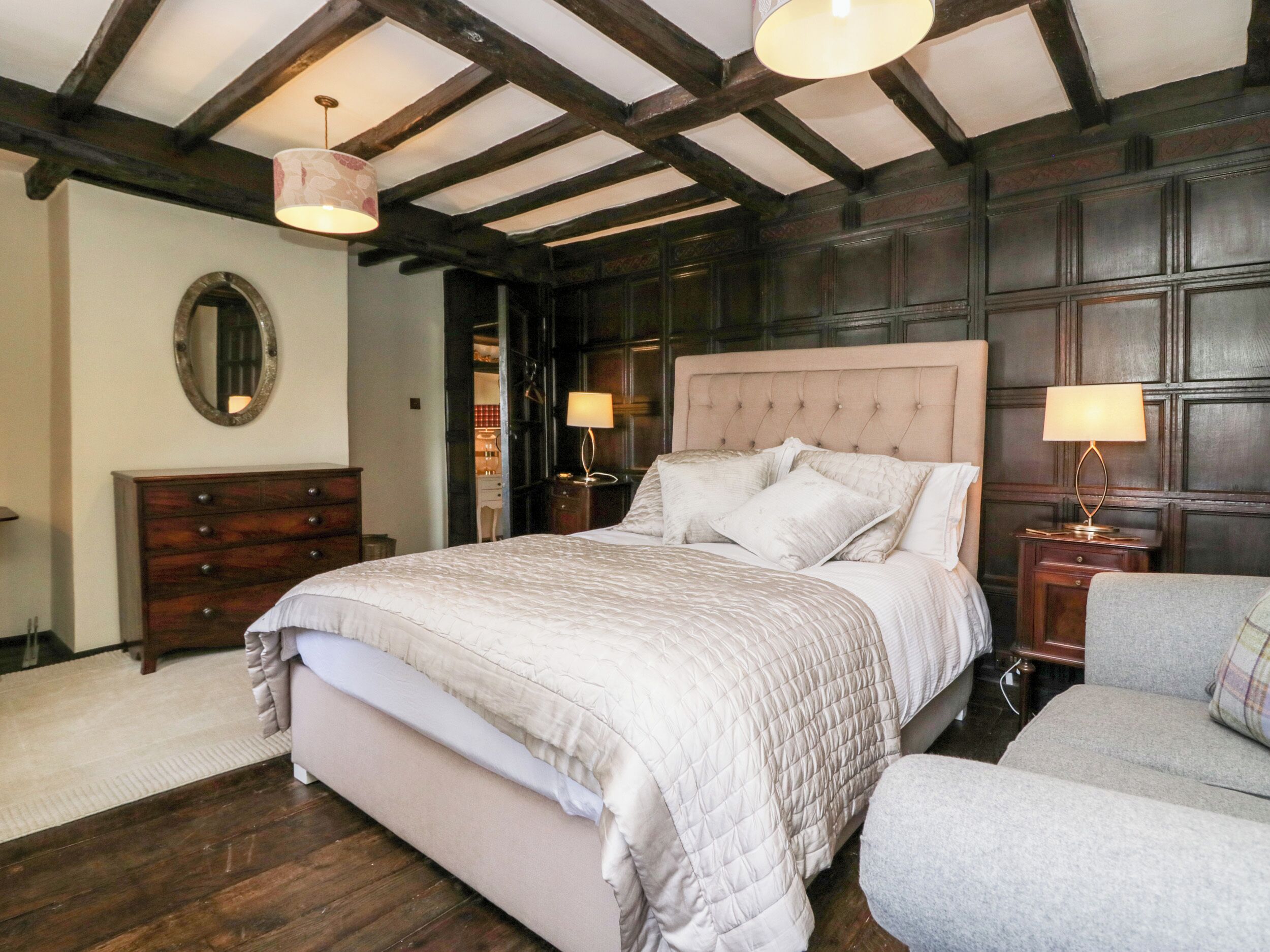 2 bedrooms, free WiFi, individually decorated, individually furnished