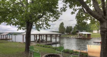 Private Dock, Dogs Welcome, Close to Boat Ramp