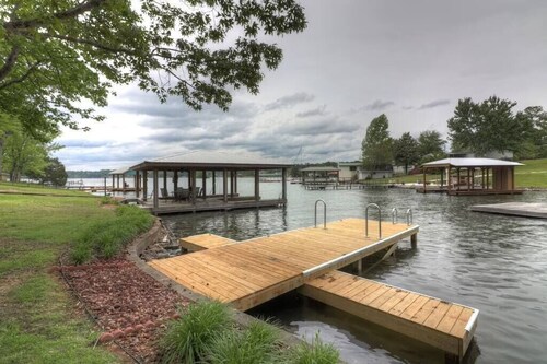 Private Dock, Dogs Welcome, Close to Boat Ramp