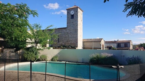 Ferme authentique et gite avec une piscine et des jardins tranquilles (12)