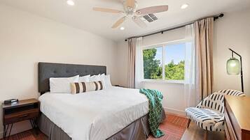 1 bedroom, iron/ironing board, free WiFi, bed sheets