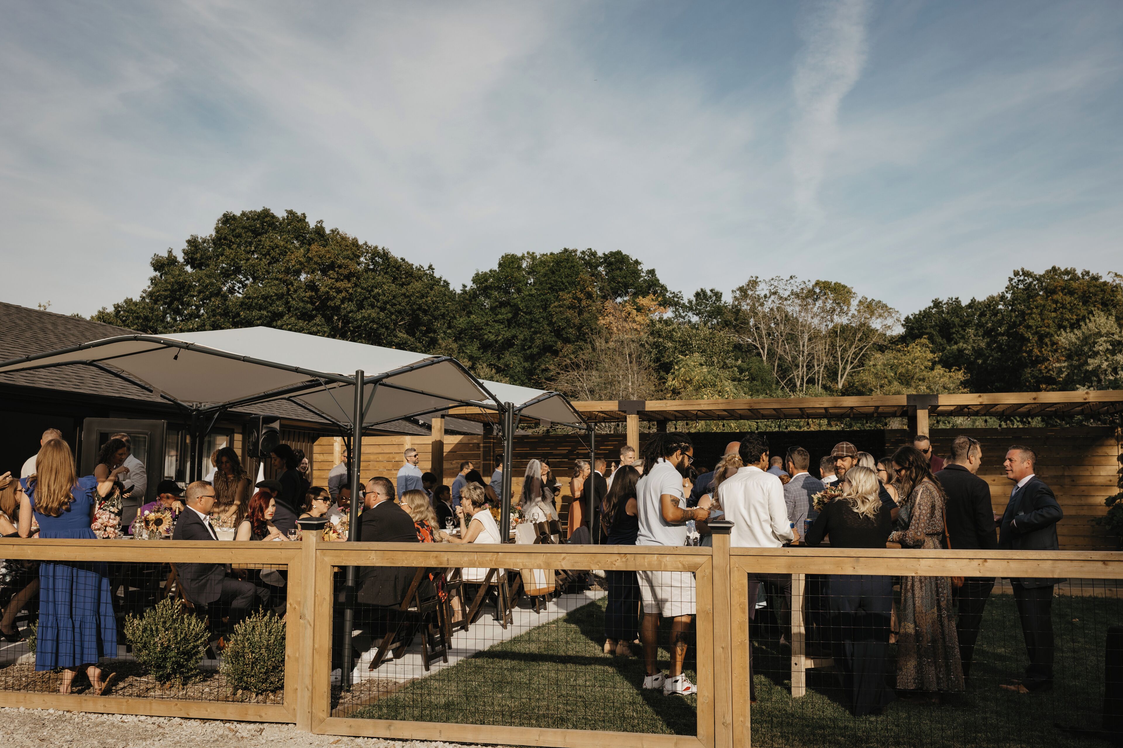 屋外ダイニングエリア