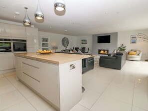 Fridge, dishwasher, electric kettle, toaster