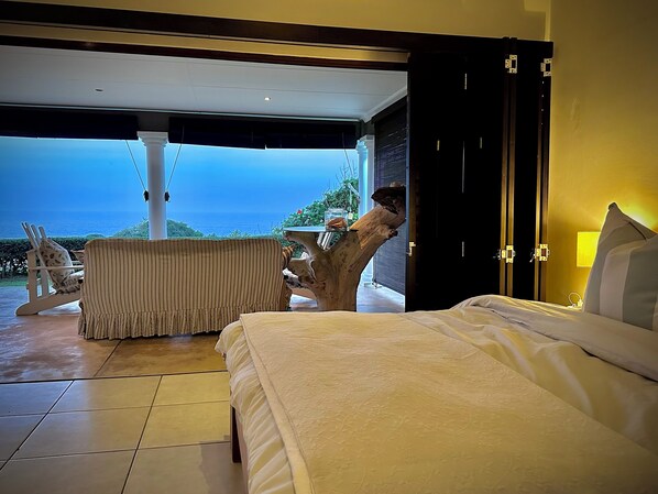 5 bedrooms, free WiFi, bed sheets