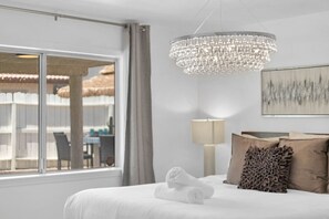 3 bedrooms, desk, iron/ironing board, travel cot